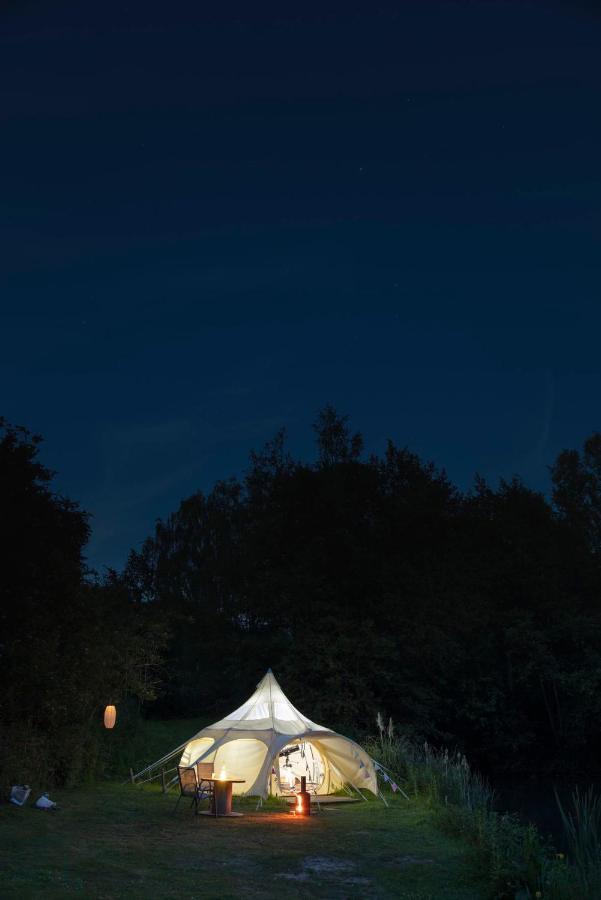 切斯特 Lloyds Meadow Glamping酒店 外观 照片